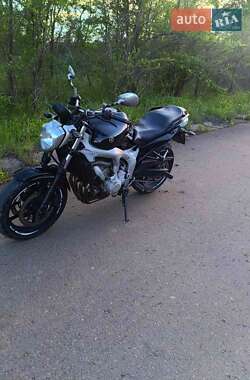 Мотоцикл Без обтекателей (Naked bike) Yamaha FZ 2006 в 