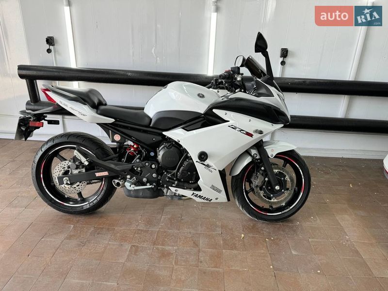 Мотоцикл Спорт-туризм Yamaha FZ 2009 в Киеве фото 2 Мотоцикл Спорт-туризм Yamaha FZ 2009 в Киеве