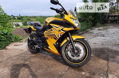 Спортбайк Yamaha FZR 600 2009 в 