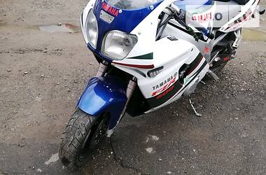 Спортбайк Yamaha FZR 600R 1994 в Черновцах