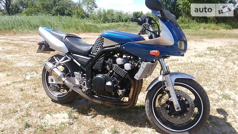 Yamaha FZS 600 Fazer