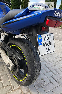Мотоцикл Спорт-туризм Yamaha FZS 600 Fazer 2003 в 