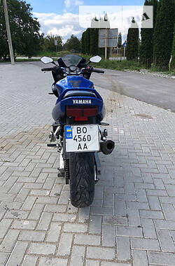 Мотоцикл Спорт-туризм Yamaha FZS 600 Fazer 2003 в 