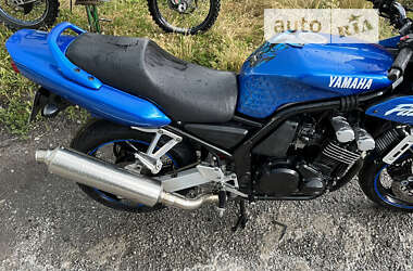 Мотоцикл Спорт-туризм Yamaha FZS 600 Fazer 2001 в Ужгороде