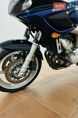 Мотоцикл Спорт-туризм Yamaha FZS 600 Fazer 2005 в 