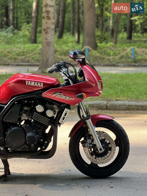 Мотоцикл Классік Yamaha FZS 600 Fazer 1999 в Вінниці