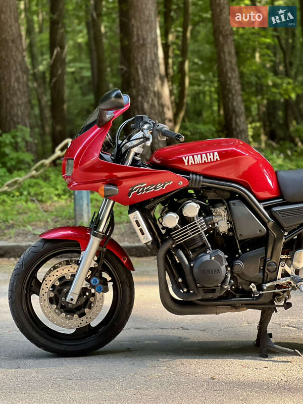 Мотоцикл Классік Yamaha FZS 600 Fazer 1999 в Вінниці