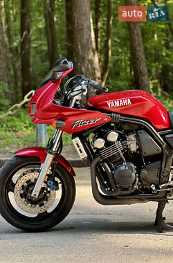 Мотоцикл Классик Yamaha FZS 600 Fazer 1999 в 