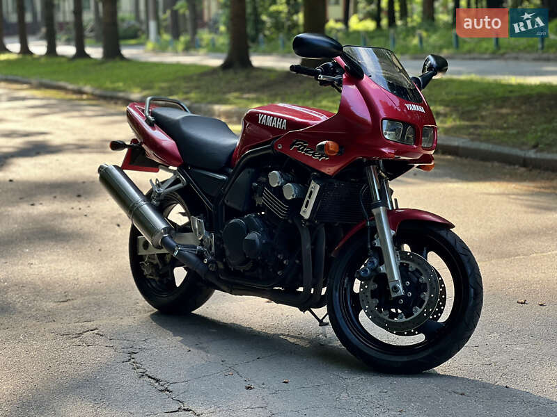Мотоцикл Классік Yamaha FZS 600 Fazer 1999 в Вінниці