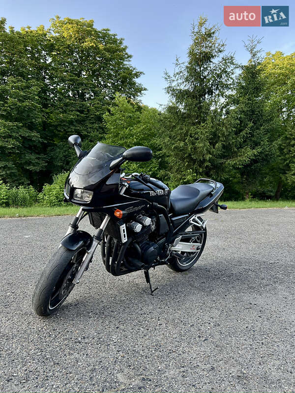 Мотоцикл Спорт-туризм Yamaha FZS 600 Fazer 1998 в Бурштыне
