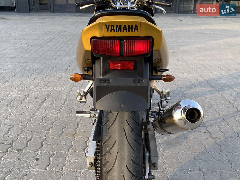 Мотоцикл Спорт-туризм Yamaha FZS 600 Fazer 1998 в Золочеві