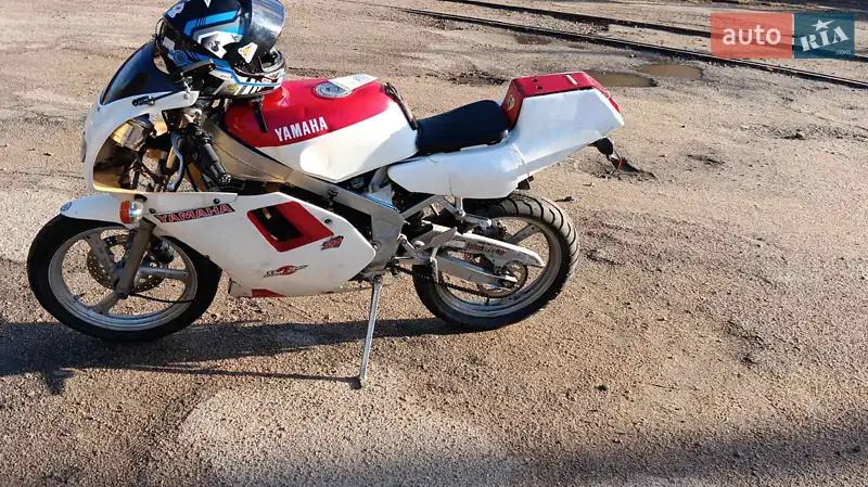 Yamaha FZX 1988