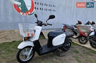 Скутер Yamaha Gear 4T 2012 в 