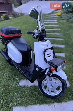 Грузовые мотороллеры, мотоциклы, скутеры, мопеды Yamaha Gear 4T 2017 в Бережанах