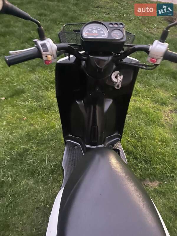 Грузовые мотороллеры, мотоциклы, скутеры, мопеды Yamaha Gear 4T 2008 в Збараже фото 10 Грузовые мотороллеры, мотоциклы, скутеры, мопеды Yamaha Gear 4T 2008 в Збараже