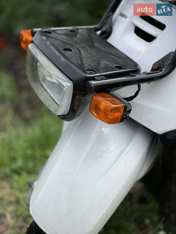 Скутер Yamaha Gear 2008 в Раздельной