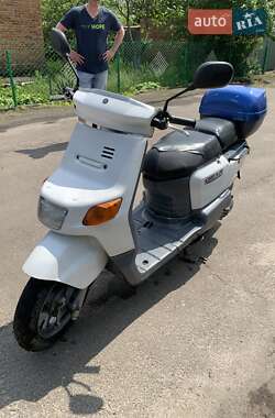 Грузовые мотороллеры, мотоциклы, скутеры, мопеды Yamaha Gear 1996 в 