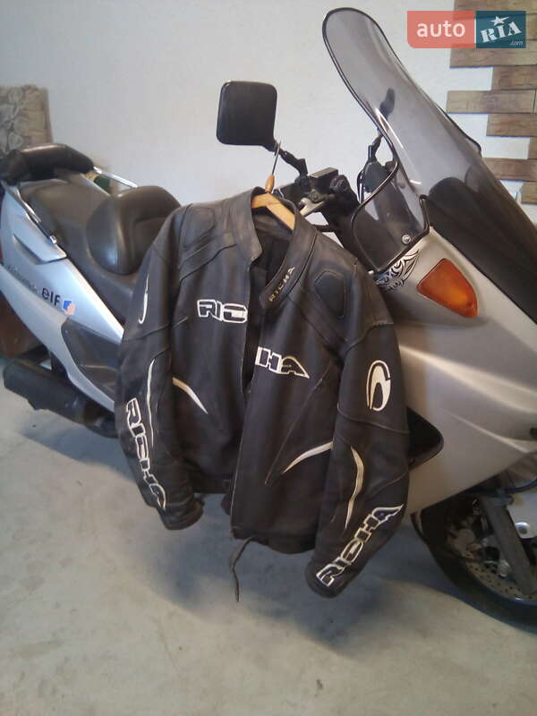 Макси-скутер Yamaha Majesty 250 2001 в Луцке фото 2 Макси-скутер Yamaha Majesty 250 2001 в Луцке