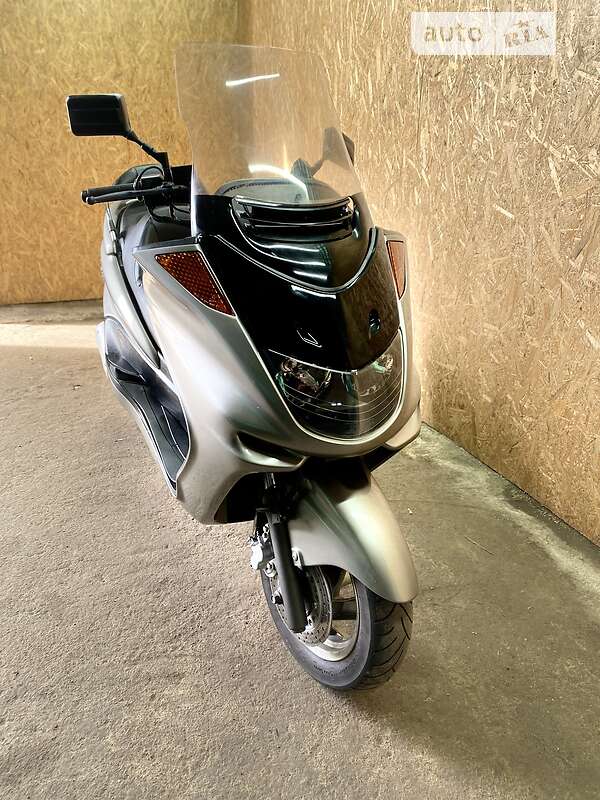 Максі-скутер Yamaha Majesty 250 2001 в Гнівані
