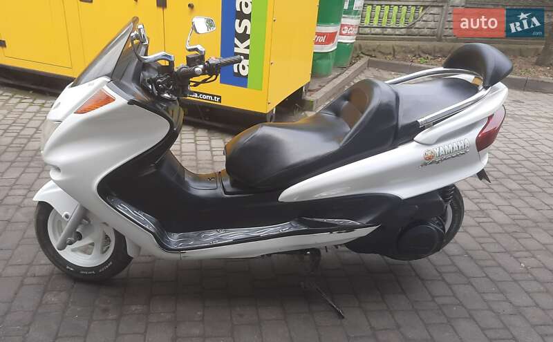 Макси-скутер Yamaha Majesty 250 2004 в Сторожинце