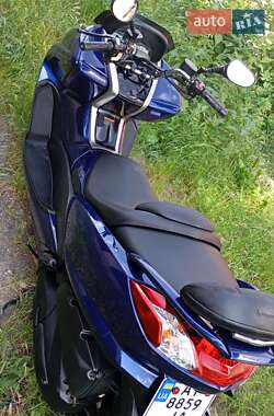 Макси-скутер Yamaha Majesty 250 2010 в 