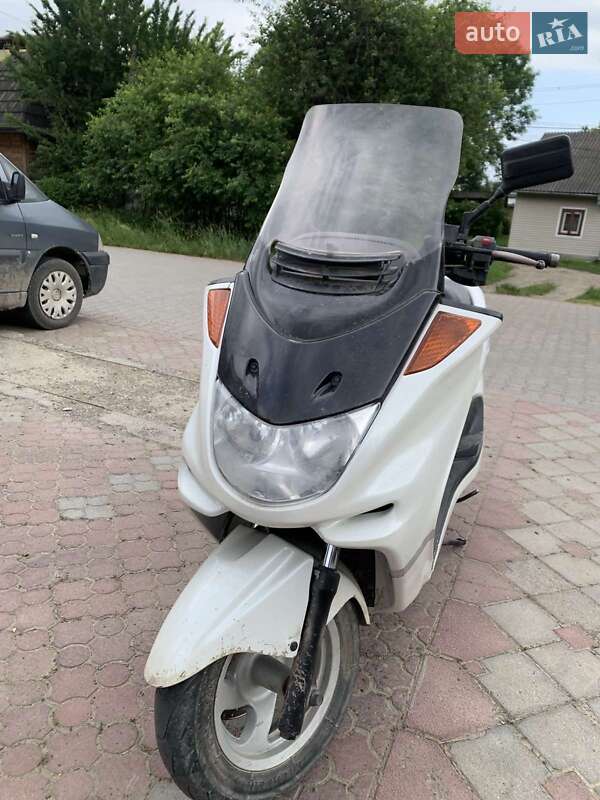 Yamaha Majesty 250 2001