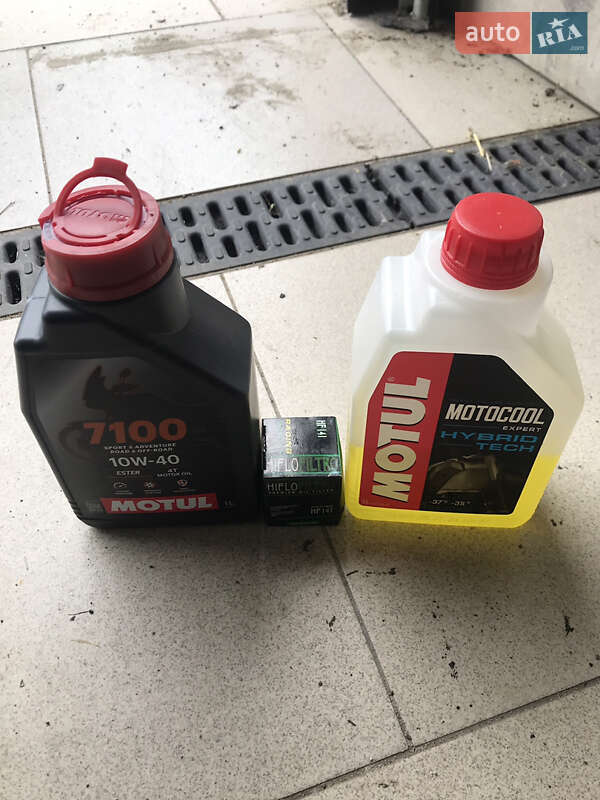 Макси-скутер Yamaha Majesty 250 2011 в Ужгороде фото 23 Макси-скутер Yamaha Majesty 250 2011 в Ужгороде