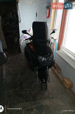 Макси-скутер Yamaha Majesty 250 2001 в Казатине