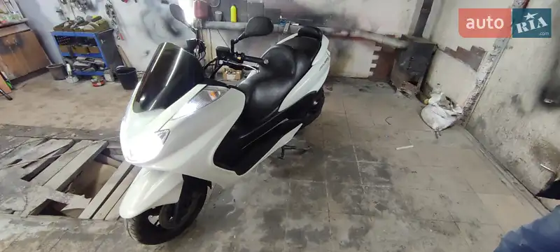 Yamaha Majesty 400 2011