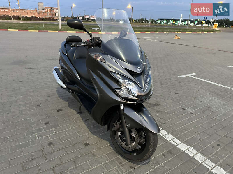 Макси-скутер Yamaha Majesty 400 2010 в Ивано-Франковске фото Макси-скутер Yamaha Majesty 400 2010 в Ивано-Франковске