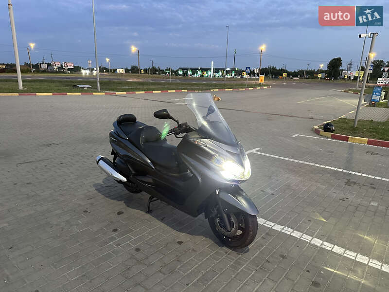 Макси-скутер Yamaha Majesty 400 2010 в Ивано-Франковске фото 24 Макси-скутер Yamaha Majesty 400 2010 в Ивано-Франковске