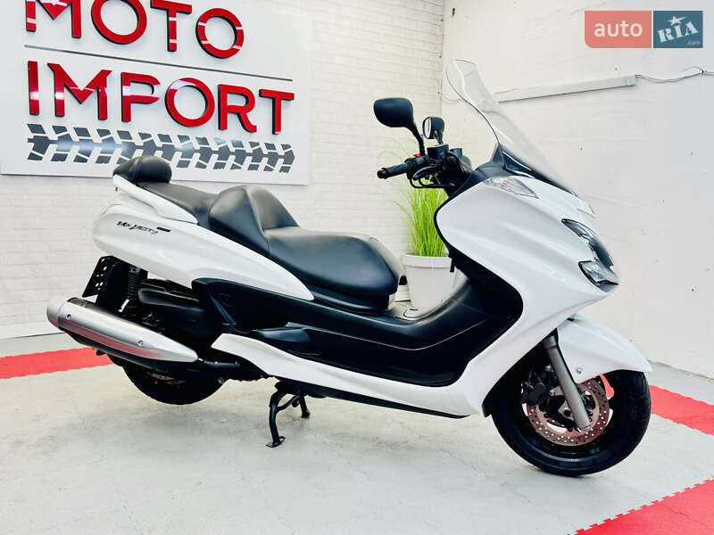 Максі-скутер Yamaha Majesty 400 2011 в Одесі фото 4 Максі-скутер Yamaha Majesty 400 2011 в Одесі