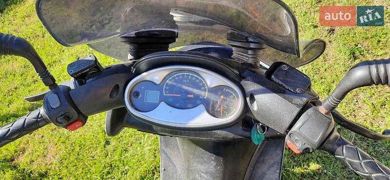 Макси-скутер Yamaha Majesty 2002 в Ходорове