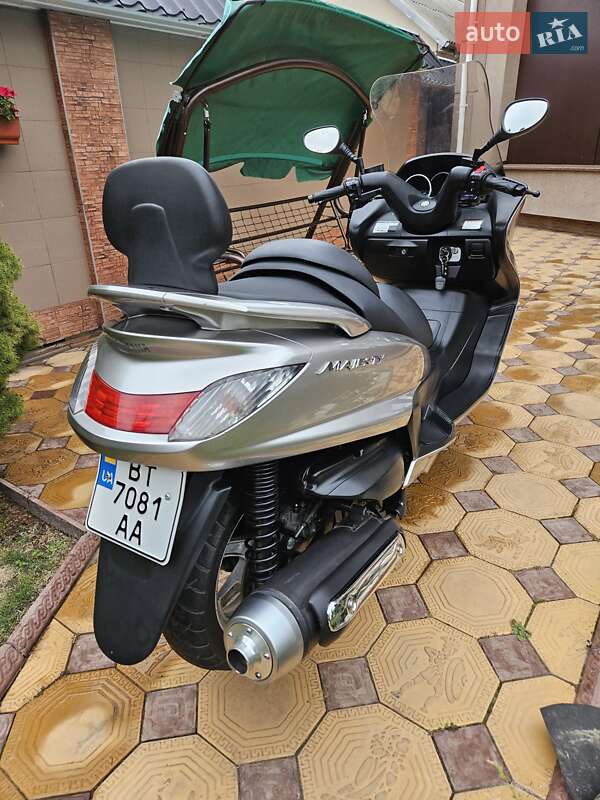 Максі-скутер Yamaha Majesty 2000 в Миколаєві