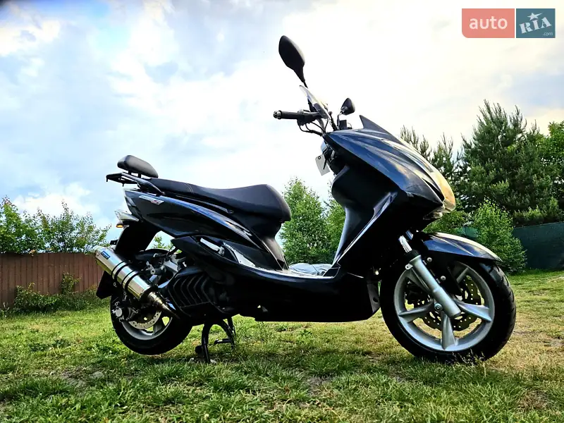 Yamaha Majesty 2014