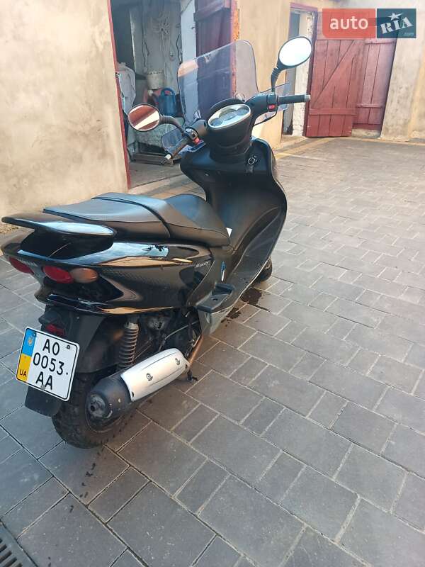 Моторолер Yamaha Majesty 2005 в Рівному фото 6 Моторолер Yamaha Majesty 2005 в Рівному