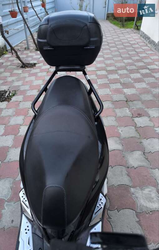 Макси-скутер Yamaha Majesty 2014 в Рени