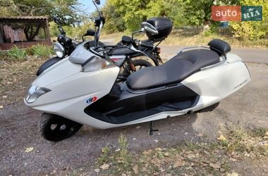 Максі-скутер Yamaha Maxam 250 2005 в Дніпрі