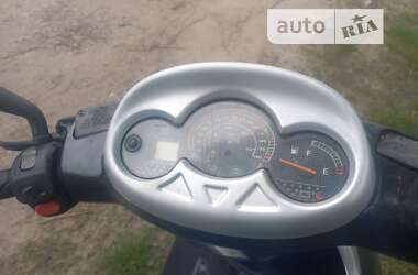 Макси-скутер Yamaha Maxster 2004 в Нежине