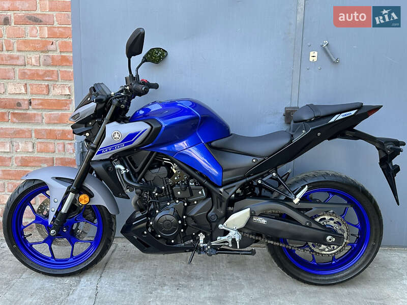 Мотоцикл Без обтекателей (Naked bike) Yamaha MT-03 2021 в Борисполе фото 8 Мотоцикл Без обтекателей (Naked bike) Yamaha MT-03 2021 в Борисполе
