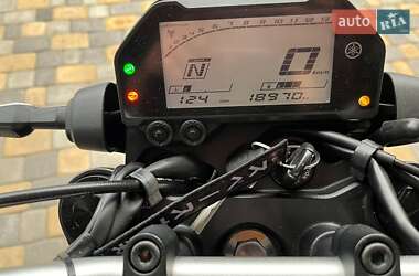 Мотоцикл Без обтекателей (Naked bike) Yamaha MT-03 2022 в  фото 8 Мотоцикл Без обтекателей (Naked bike) Yamaha MT-03 2022 в