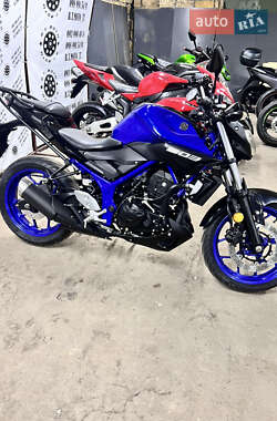 Мотоцикл Без обтекателей (Naked bike) Yamaha MT-03 2016 в  фото 3 Мотоцикл Без обтекателей (Naked bike) Yamaha MT-03 2016 в