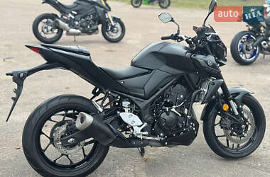Мотоцикл Без обтікачів (Naked bike) Yamaha MT-03 2023 в  фото 3 Мотоцикл Без обтікачів (Naked bike) Yamaha MT-03 2023 в