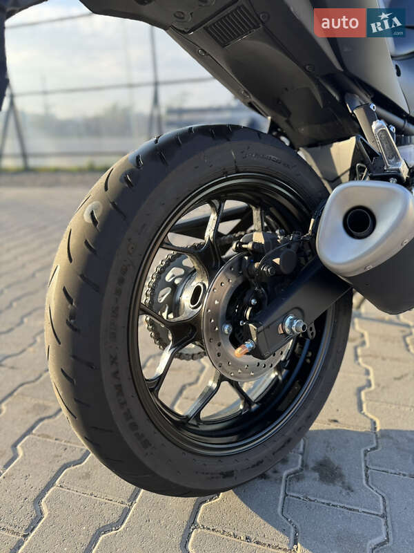 Мотоцикл Без обтекателей (Naked bike) Yamaha MT-03 2023 в Тернополе фото 6 Мотоцикл Без обтекателей (Naked bike) Yamaha MT-03 2023 в Тернополе