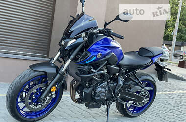 Мотоцикл Без обтекателей (Naked bike) Yamaha MT-07 2023 в Днепре