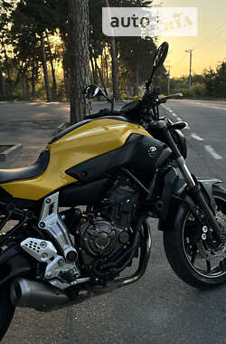 Мотоцикл Без обтекателей (Naked bike) Yamaha MT-07 2015 в Виннице