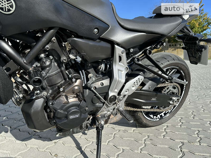 Мотоцикл Без обтікачів (Naked bike) Yamaha MT-07 2014 в Трускавці