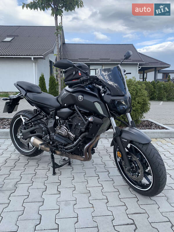 Мотоцикл Без обтікачів (Naked bike) Yamaha MT-07 2019 в 