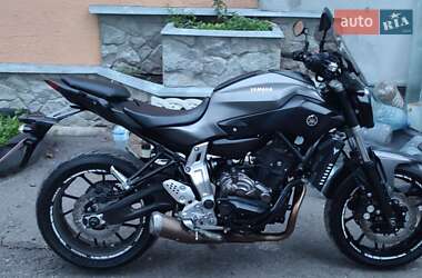 Мотоцикл Без обтікачів (Naked bike) Yamaha MT-07 2016 в Краснограді