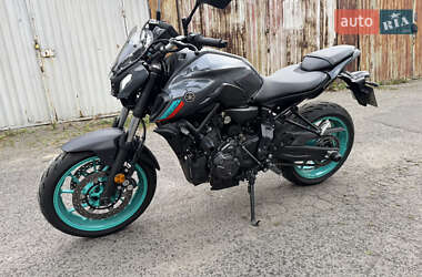 Мотоцикл Без обтекателей (Naked bike) Yamaha MT-07 2023 в Киеве